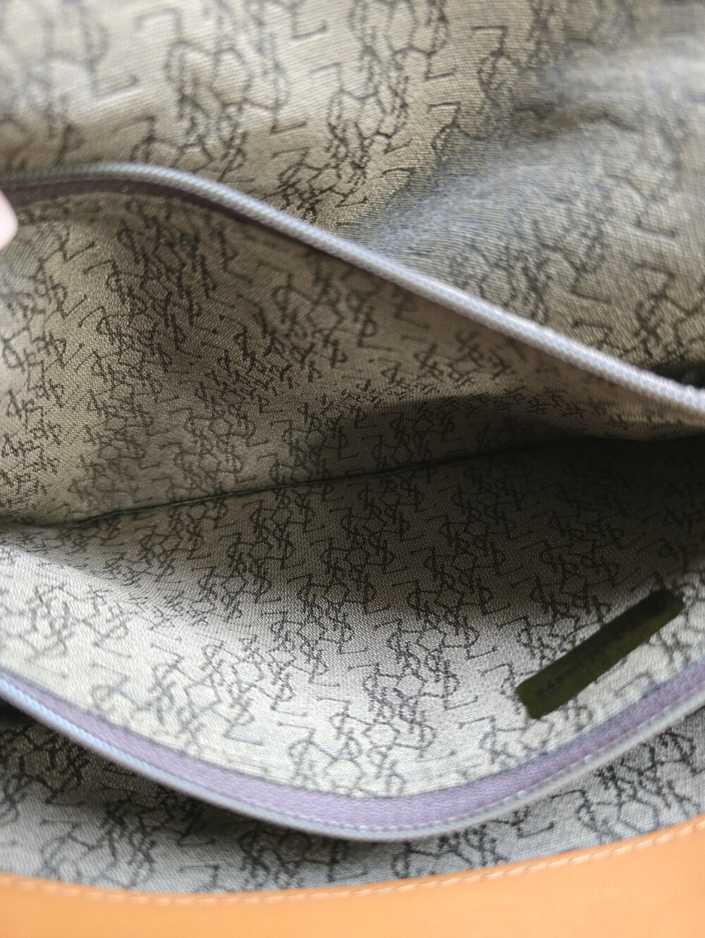 Vintage Yves Saint Laurent Crossbody Bag - Picture 8 of 12